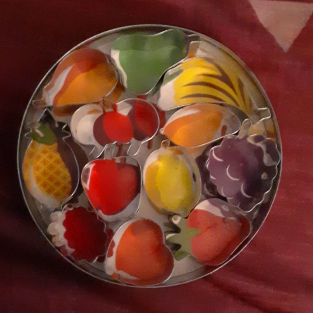 Paderno dough cutters